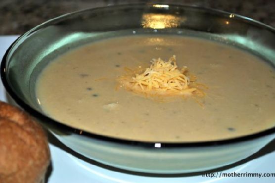 Cauliflower, leek and cheddar cheese soup