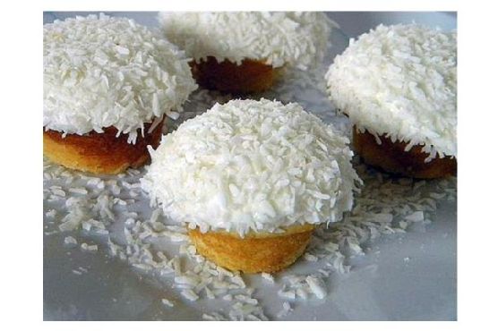 Vanilla coconut snowball cupcakes