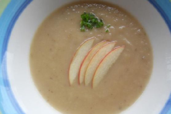 Roasted sunchoke apple onion soup