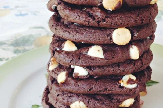 Chocolate fudge cookies