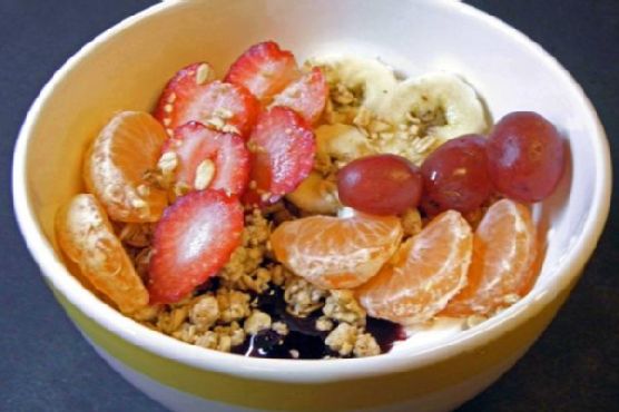 Organic maple granola with fresh fruit