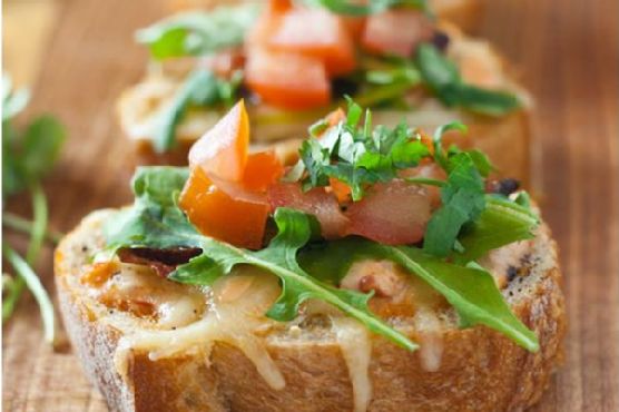 Southwest blt crostini