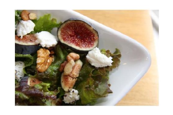 Fig, goat cheese and walnut salad