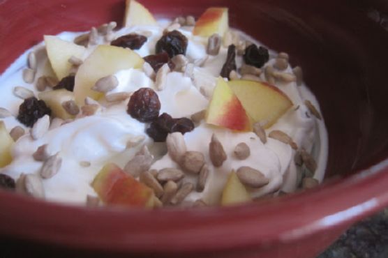 Easiest breakfast ever: sunny fruit parfait