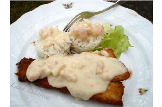 Perch fillets with shrimp and vermouth sauce