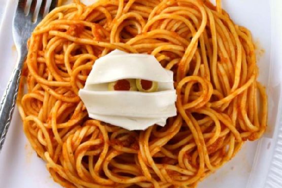 Mummy meatballs with spaghetti