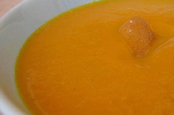 Coconut carrot-ginger soup