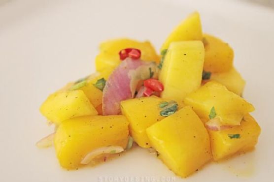 Bing's mango salsa