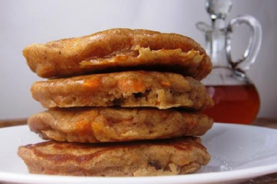 Carrot cake pancakes