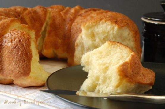 Buttery pull apart monkey bread