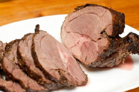 Easy garlic roast leg of lamb