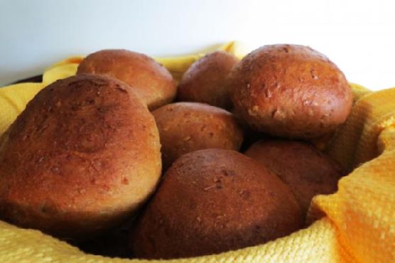 Whole wheat dinner rolls