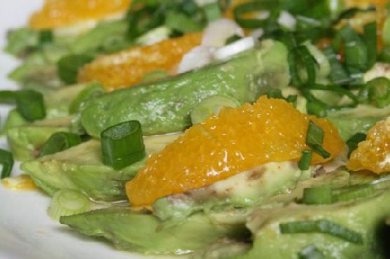 Avocado and orange salad with orange-ginger dressing