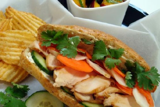 Grilled chicken banh mi