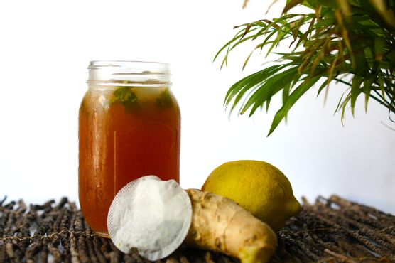 Honey ginger lemon iced tea