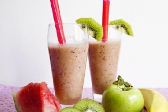 Watermelon, kiwi, apple and frozen banana smoothie