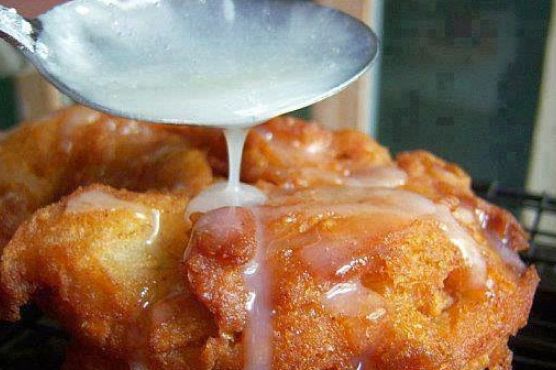 Easy homemade apple fritters