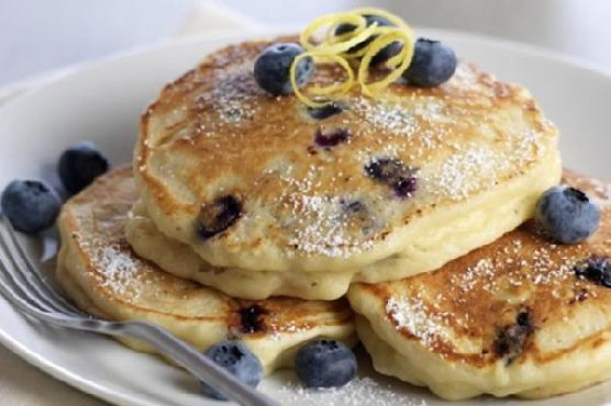 Lemon ricotta blueberry pancakes