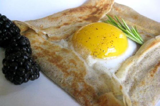 Buckwheat galette with an egg