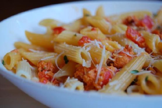 Smoked salmon pasta