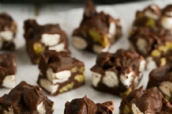 5-minute rocky road fudge