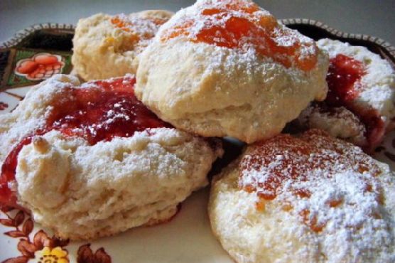 Rich jelly scones