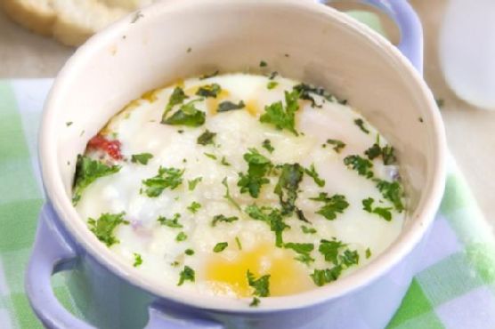 Sun dried tomato and herb baked eggs