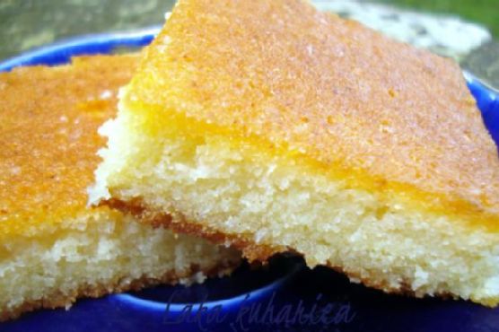 Wine olive oil cake