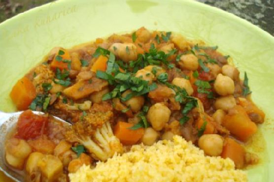 Moroccan chickpea and lentil stew