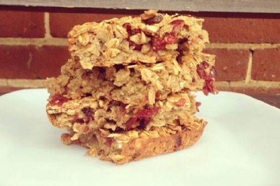 Baked oatmeal with dried cranberries