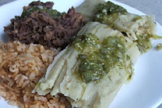 Salsa verde chicken tamales