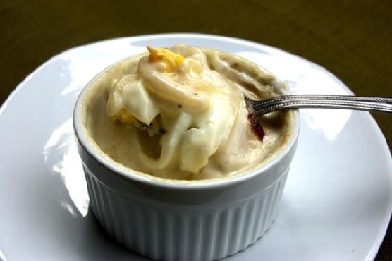 Hard-boiled egg gratin in a bechamel sauce