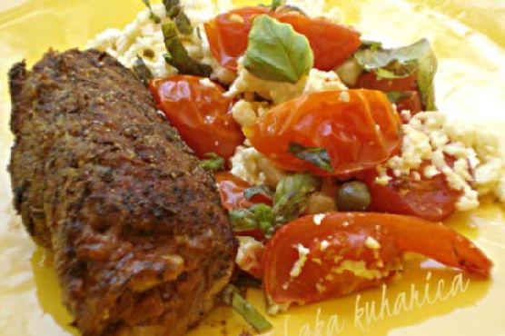 Pesto tomato feta steak