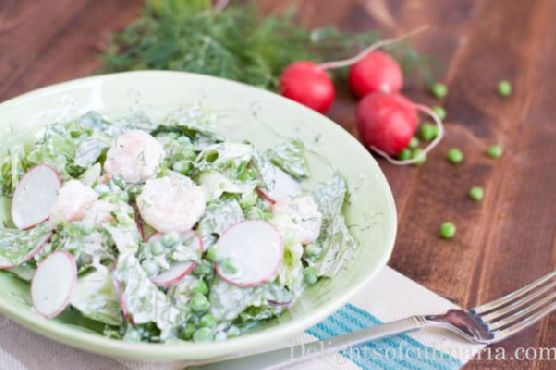 Shrimp, pea and radish salad