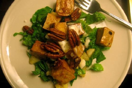 Caramelized tofu & gala apple salad