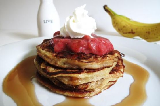 Strawberry banana stuffed pancakes