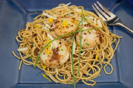 Quick and easy scallop pasta