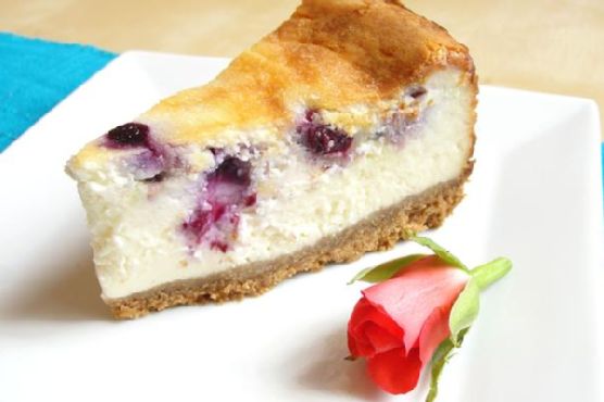 Eggless blueberry and white chocolate baked cheesecake