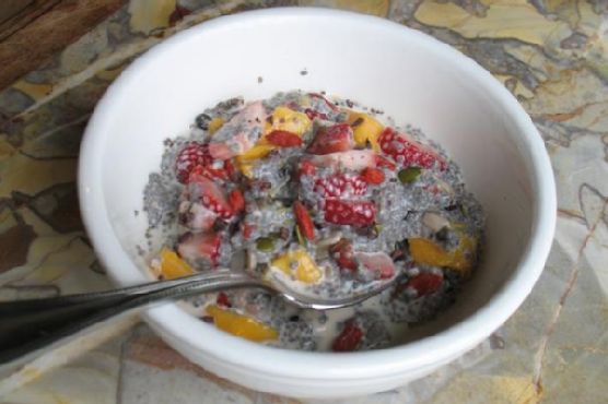 Goldilocks chia seed porridge