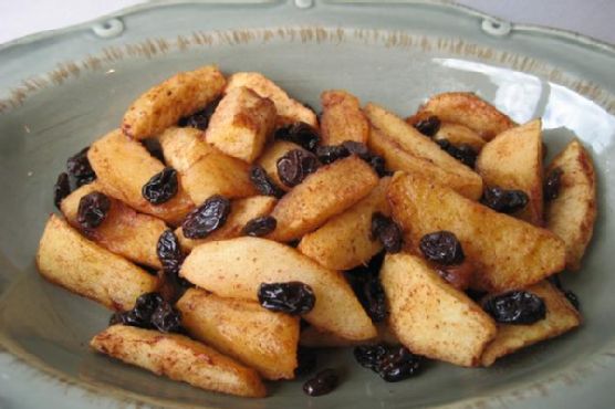 Baked cinnamon apple slices