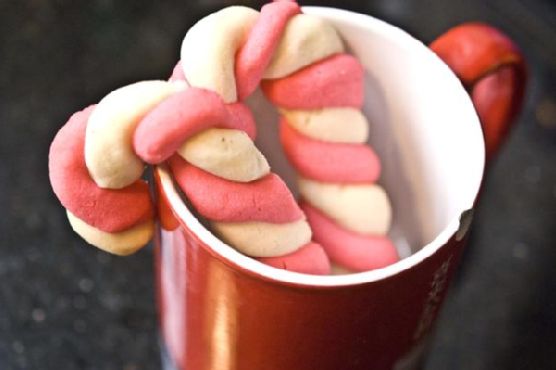 Divine christmas candy cane cookies