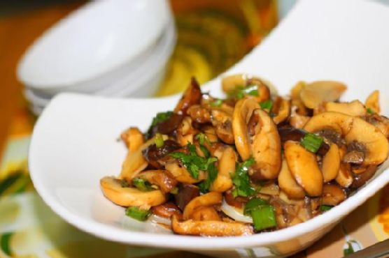 Buttery garlic white wine mushroom stir fry