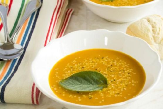 Spicy carrot amaranth soup