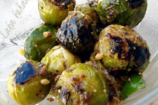 Crunchy brussels sprouts side dish