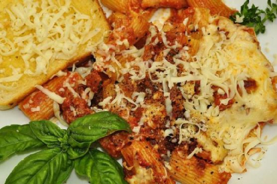 Baked rigatoni with sausage