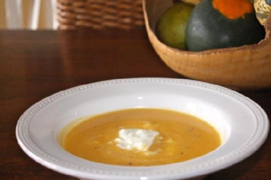 My sister's soup: creamy curried squash and cauliflower soup