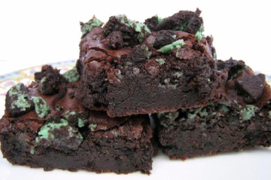 Mint oreo brownies