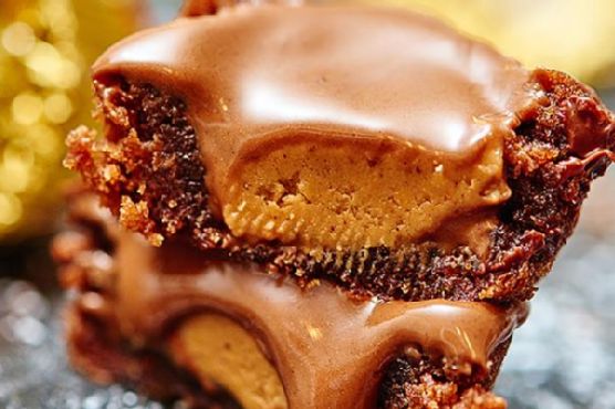 Pb cup stuffed brownie bites